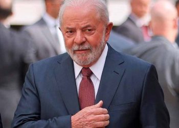 Lula declara que não tomará atitudes para provocar conflitos ao abordar a eleição em Salvador.