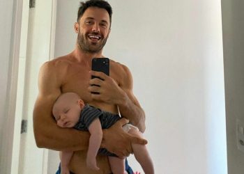 Kayky Brito derrete seguidores com declaração para filho e mostra registro de videochamada