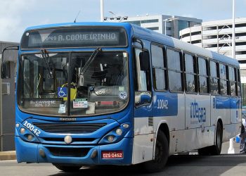 Ônibus seguem sem circular em Alto do Coqueirinho