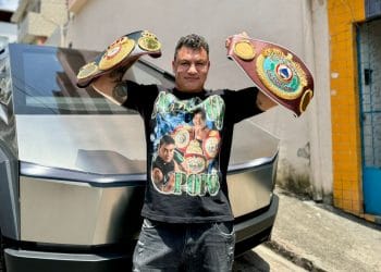 Popó exibe sua Tesla Cybertruck e fala sobre experiência de ter veículo mais futurista da Bahia: “É um carro incrível”.