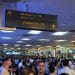 Prefeitura de SP investigará denúncia de venda ilegal de vagas de táxis no Aeroporto de Congonhas.