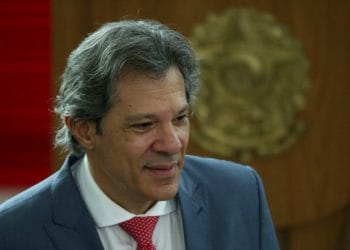 Haddad diz que isenção maior do IR deve ser bem recebida no Congresso: ‘Uma das coisas mais tranquilas e justas’
