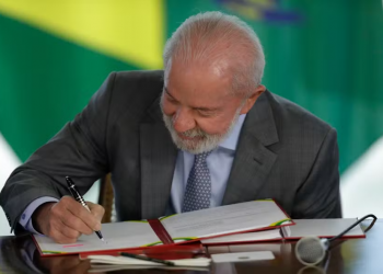 Fim do EAD em cursos da saúde e do direito: entenda o que muda para os estudantes