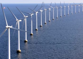 Derrubada de veto pode custar R$ 525 bilhões até 2040 na conta de luz, diz governo